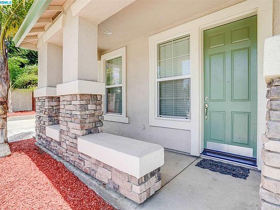 3rd image of 42 Matisse Ct