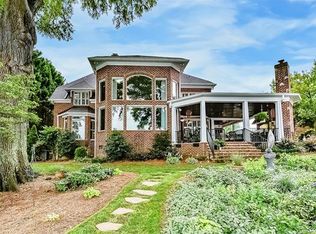 7415 Windaliere Dr, Cornelius, NC 28031