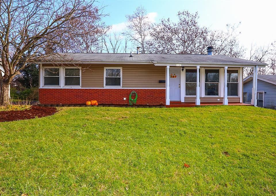 1st image of 9640 Manhattan Dr