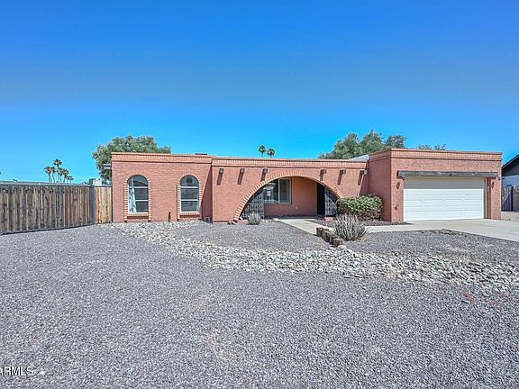 3rd image of 8442 N 48TH Drive