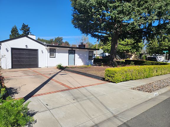 2nd image of 943 Timothy Ln Unit B
