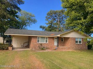 2042 Pinetops-Crisp Road, Pinetops, NC 27864