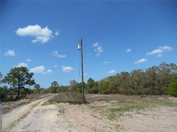 2nd image of 319 Summerdale Ln