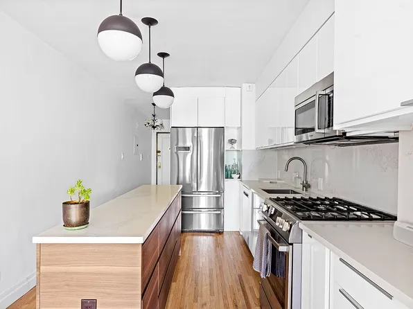 221 McDonald Ave APT 6P, Brooklyn, NY 11218