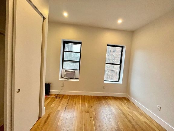 3rd image of 211 Madison St APT 20