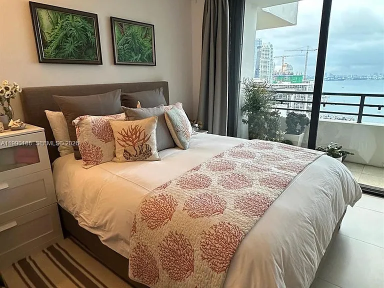 2333 Brickell Ave #Penthouse 207 — Photo 16