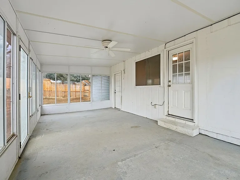 54 Minden Cir — Photo 22