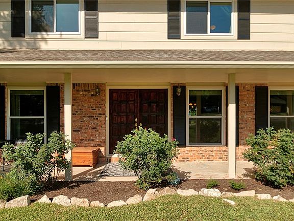4th image of 13303 Briar Hollow Dr