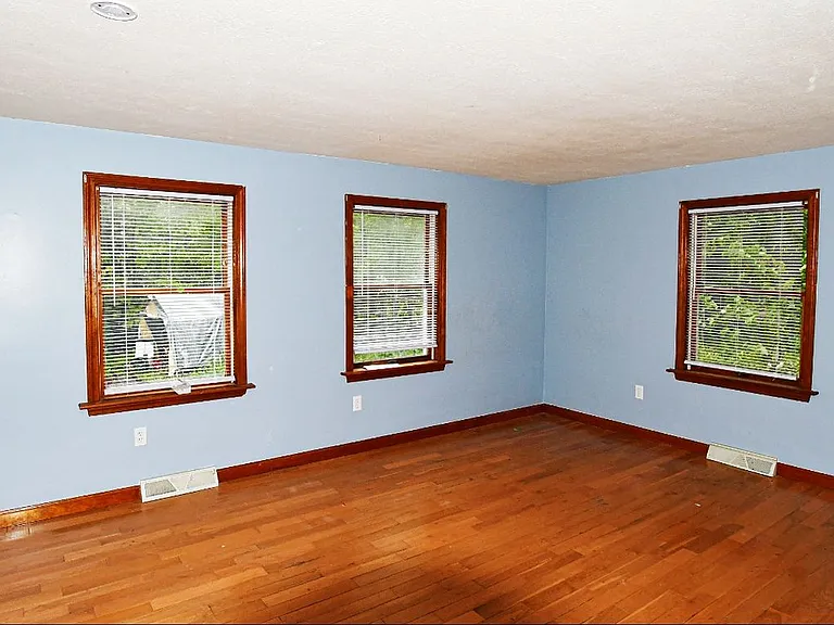 410 Bald Hill Rd #A — Photo 18
