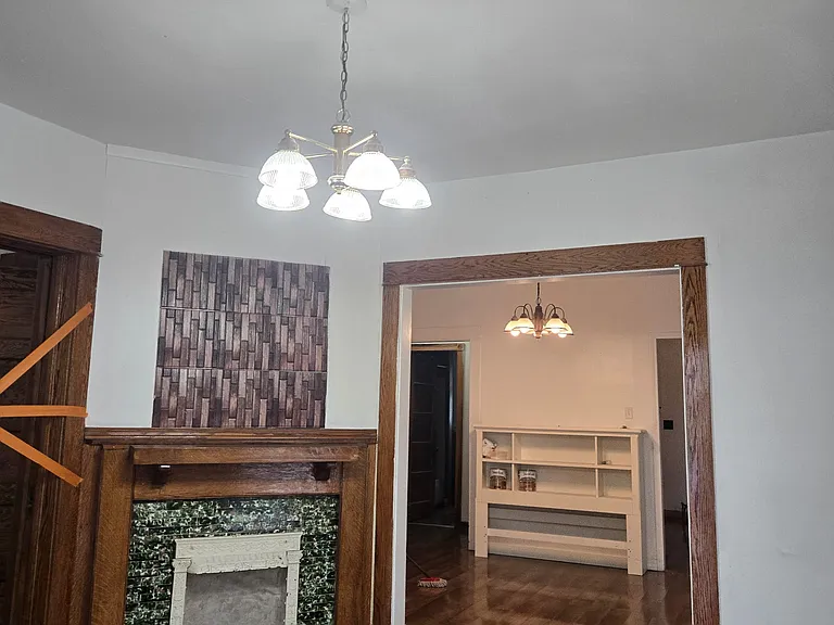 1316 W 91st St — Photo 5