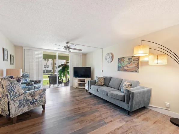 311 S Hollybrook Drive #104, Pembroke Pines, FL 33025