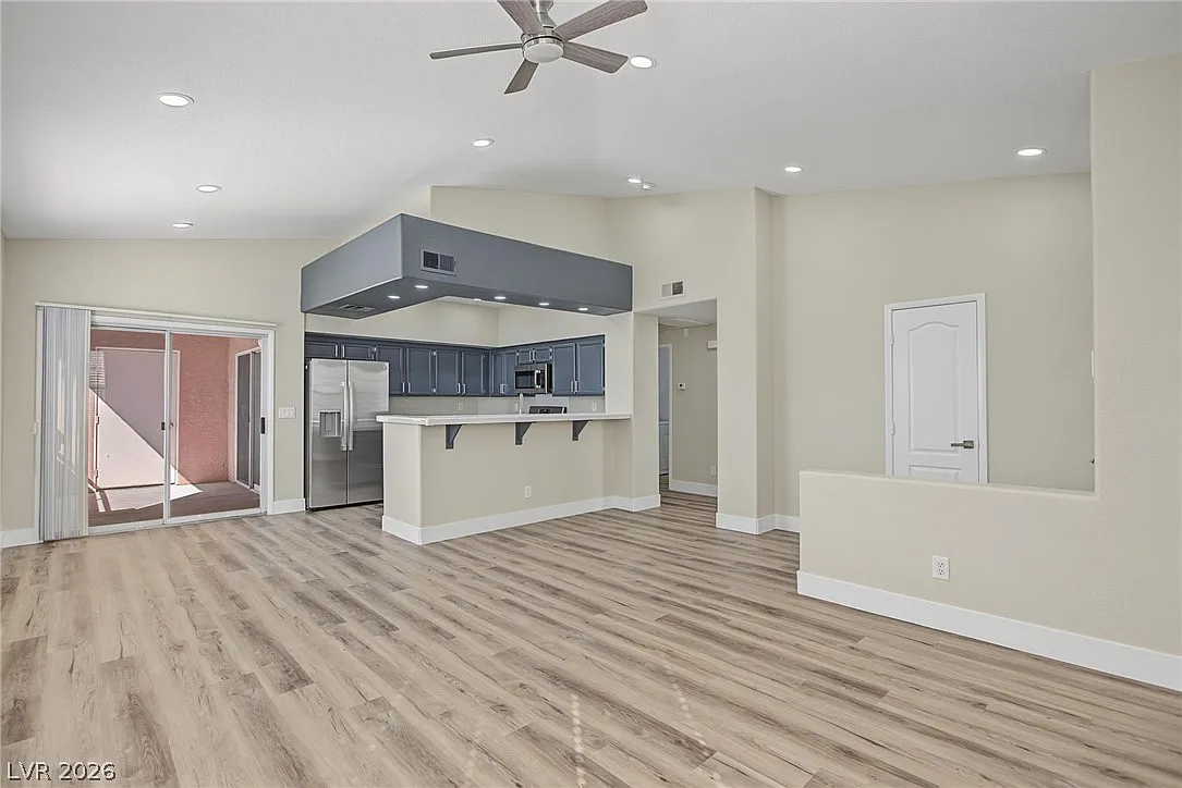 2 bed, 2.0 bath, 1204 sqft, $1,625 — Photo 1