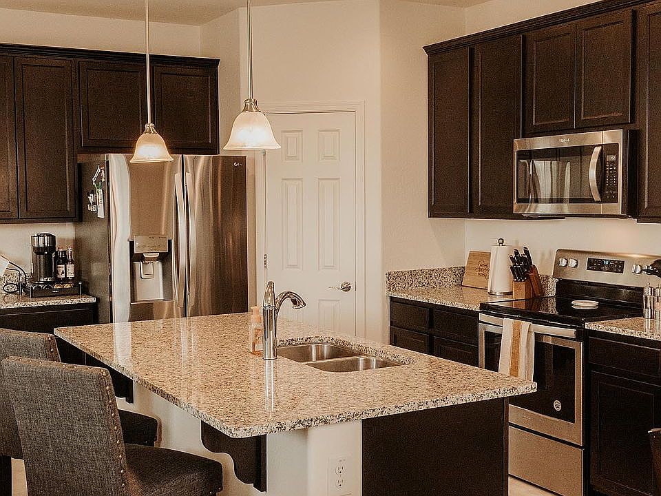 2nd image of 2254 E University Dr Unit 11