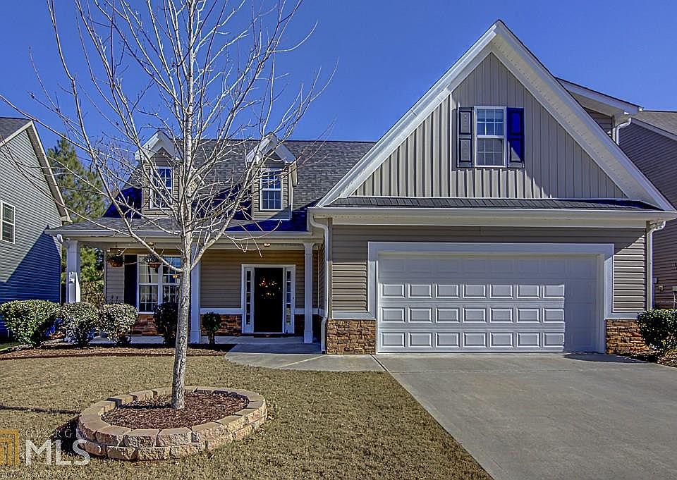 1st image of 203 Village Park Dr