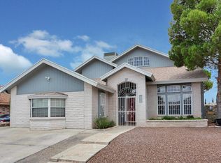 11815 Vere Leasure Dr, El Paso, TX 79936