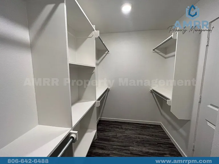 2105 N Avenue K — Photo 12