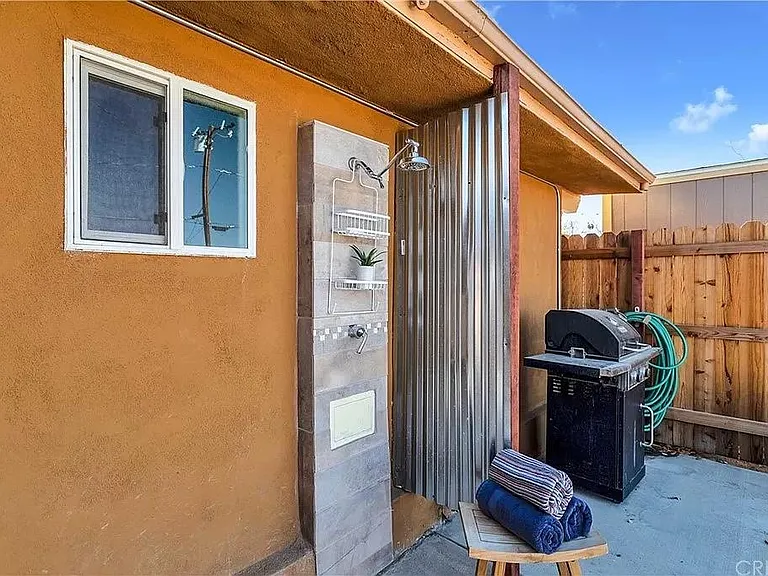 61650 El Reposo St — Photo 6