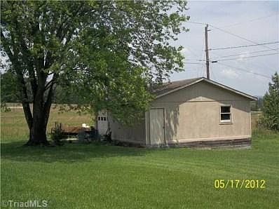 3rd image of 162 Highland Ave