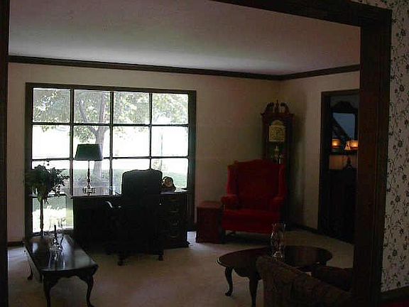 4th image of 8954 W Black Hawk Ln