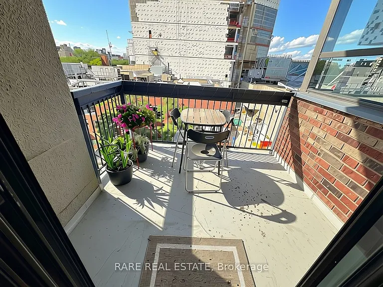 105 McCaul St #704 — Photo 12