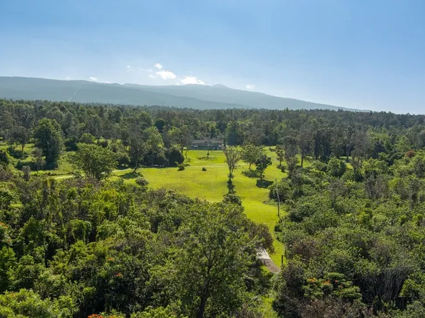 1 Pueo Rd, Holualoa, HI 96725