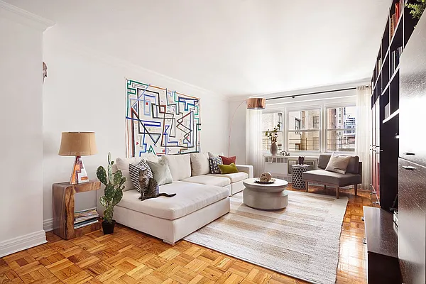 Sold by Compass | media 7
