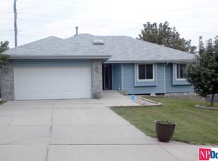 16618 Pierce St, Omaha, NE 68130