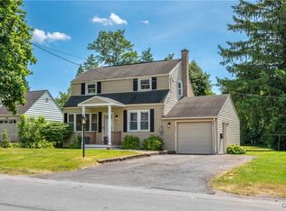 202 Fairway Dr, New Hartford, NY 13413