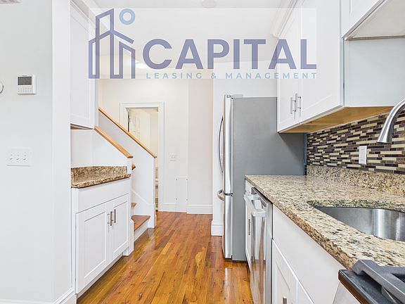 5th image of 305 Washington Ave Floor 1