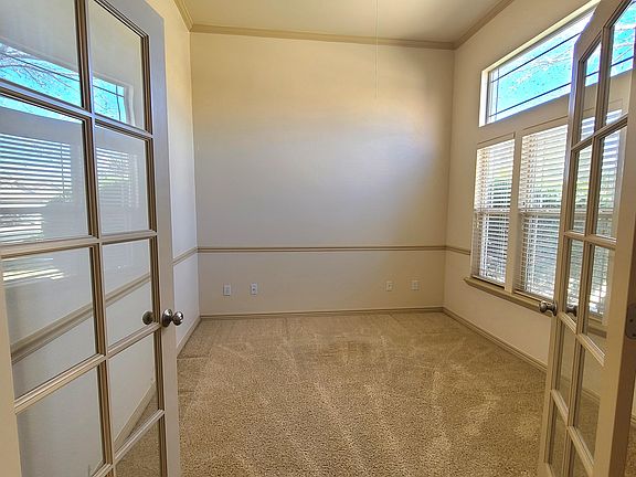 4th image of 487 W Harvest Ln