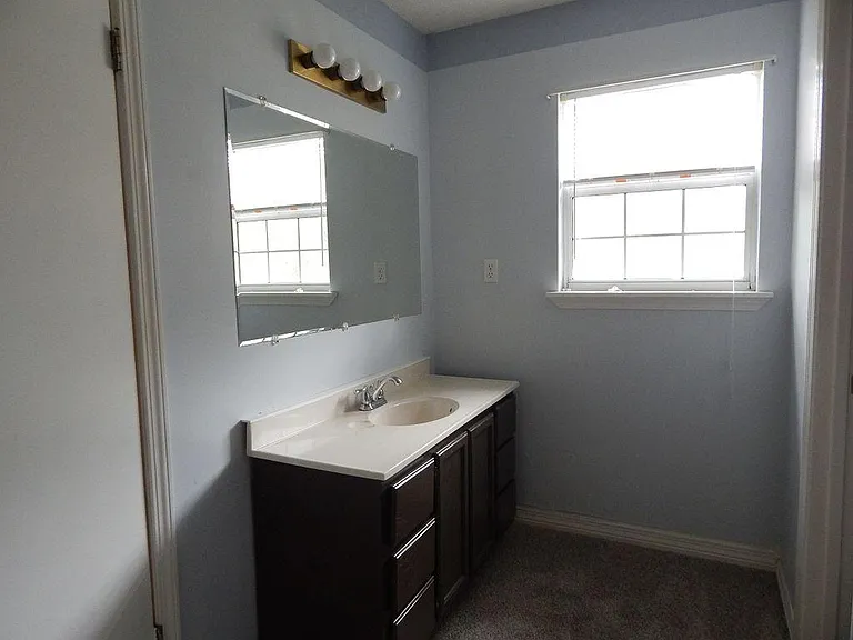 Master Vanity