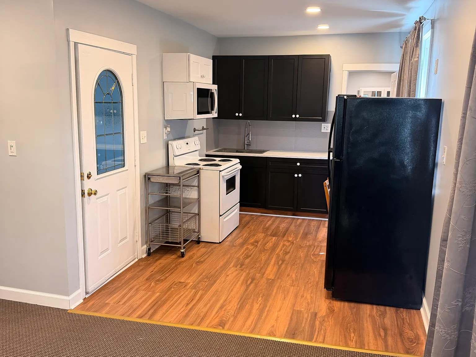 1 bed, 500 sqft, $900 — Photo 4