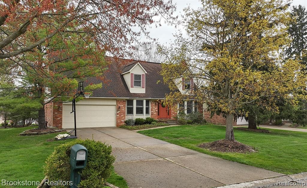 1300 Tiverton Trl, Rochester, MI 48306 Zillow