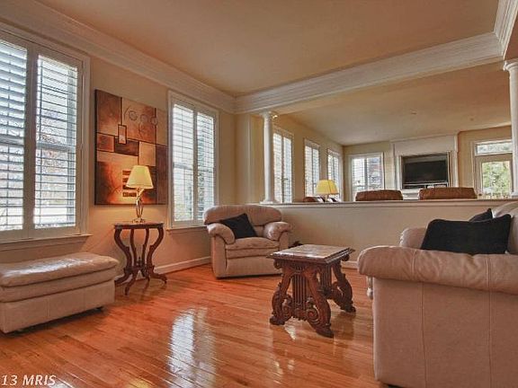 3rd image of 4221 Alex Ct