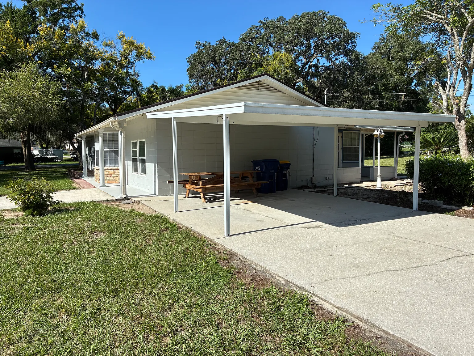 3 bed, 1.5 bath, 1626 sqft, $1,800 — Photo 4
