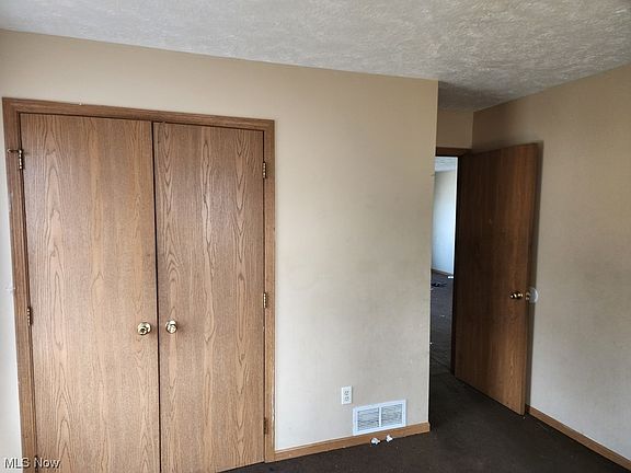 5th image of 9720 Pratt Ave