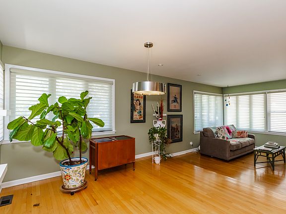 4th image of 8409 W Johanna Dr