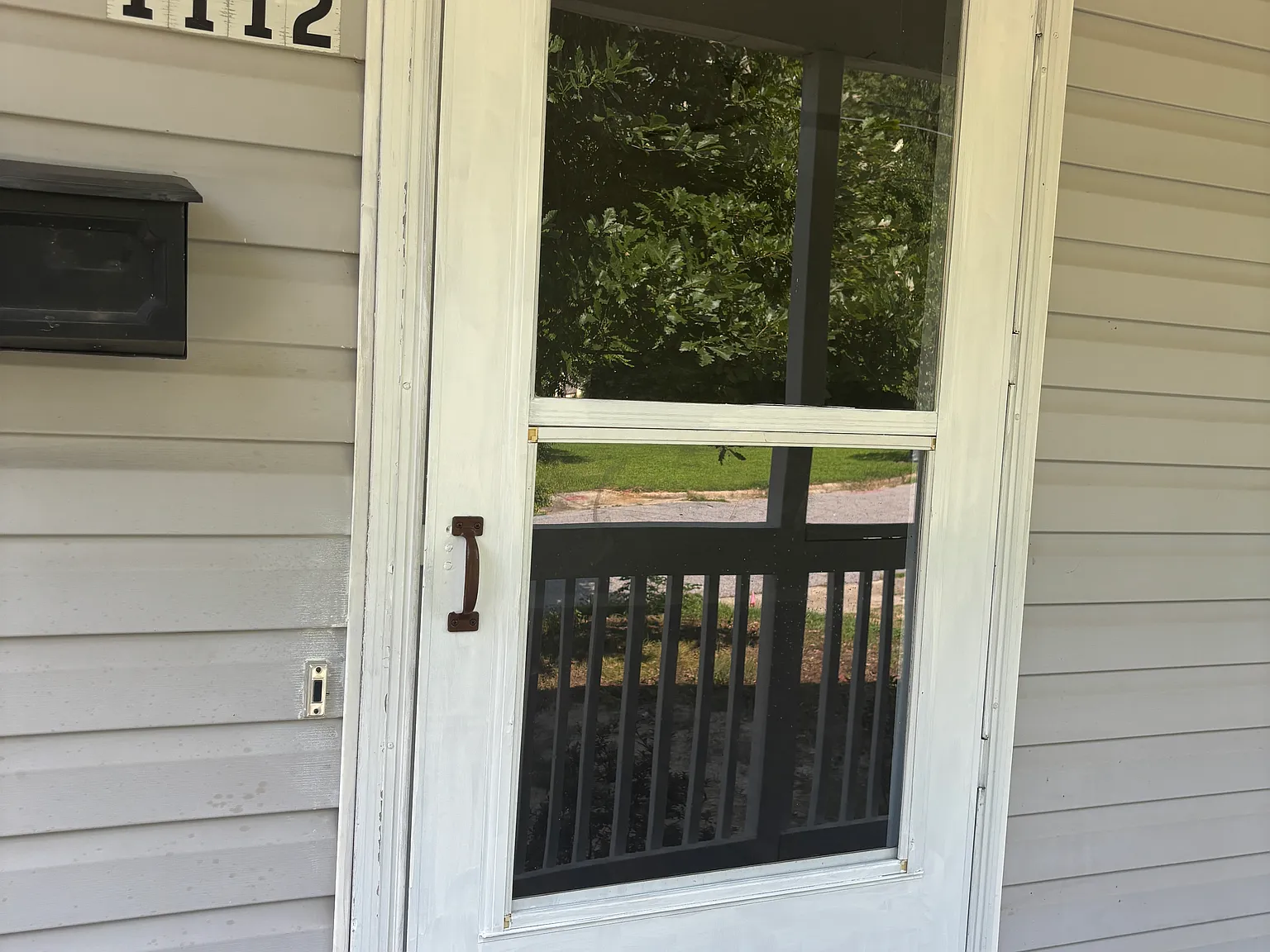 3 bed, 1.5 bath, 981 sqft, $1,900 — Photo 4