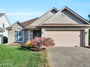 3330 Rainview Cir, Louisville, KY 40220