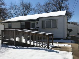 704 E Division Ave, Peoria Heights, IL 61616