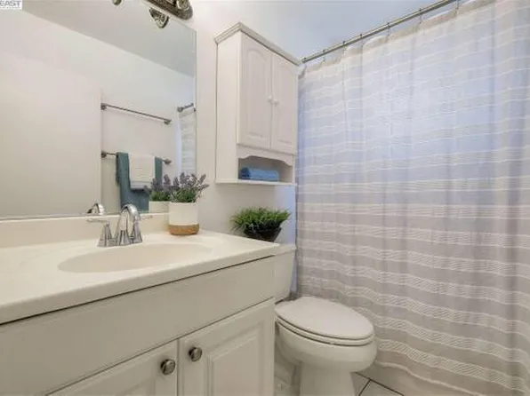 38228 Paseo Padre Pkwy APT 19, Fremont, CA 94536