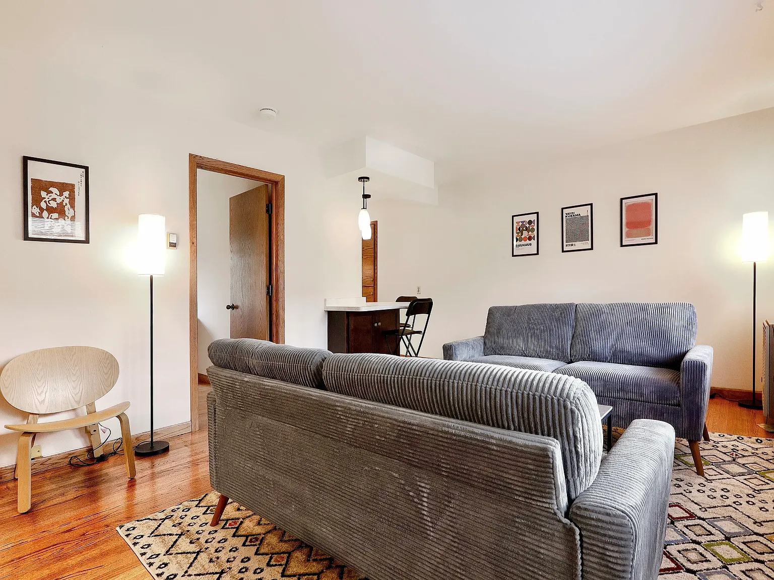 1 bed, 425 sqft, $825 — Photo 3