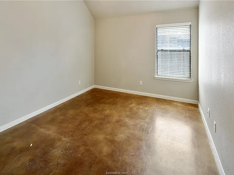 4289 Hollow Stone Dr — Photo 9