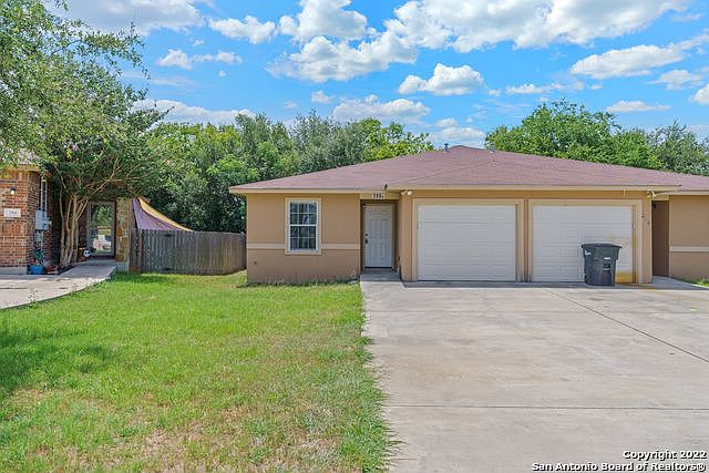 1st image of 280 Rosalie Dr #1