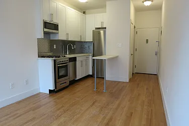 Rented by Manhattan Best Realty, Inc.