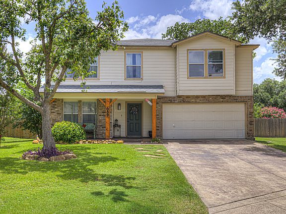 2nd image of 689 NORTHGAP DR