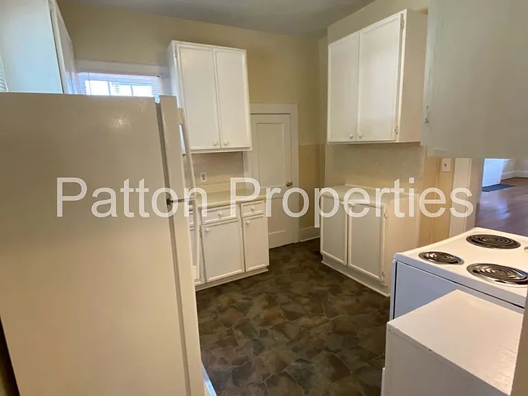 2221 Greene St — Photo 12
