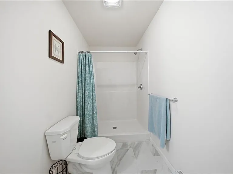 24 Wanda St #B — Photo 20