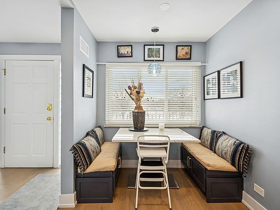 3rd image of 1 N Dee Rd APT 3G