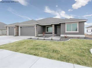 3210 Wild Canyon Way, Richland, WA 99354